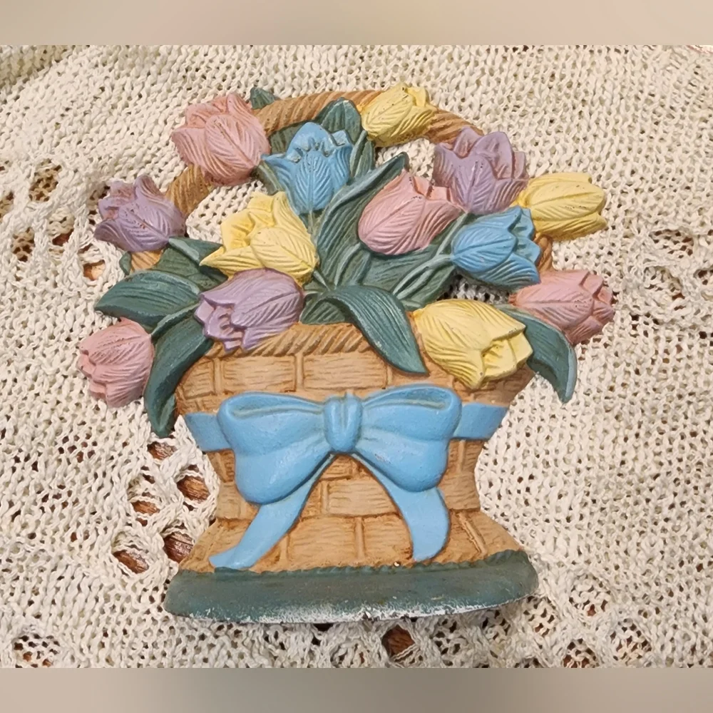 Vintage Midwest Importers of Canon Falls Tulip and Daffodil Basket Doorstop